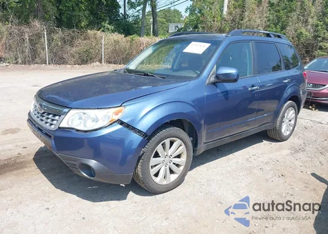 2011 Subaru Forester 2.5X Limited z USA, uszkodzony, nr VIN JF2SHAEC9BH745040